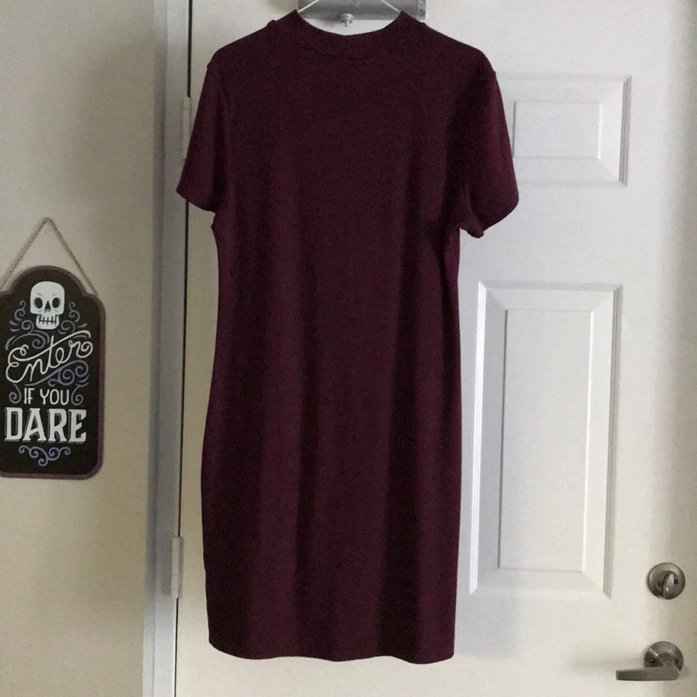 Dress - Picture 2 of 2